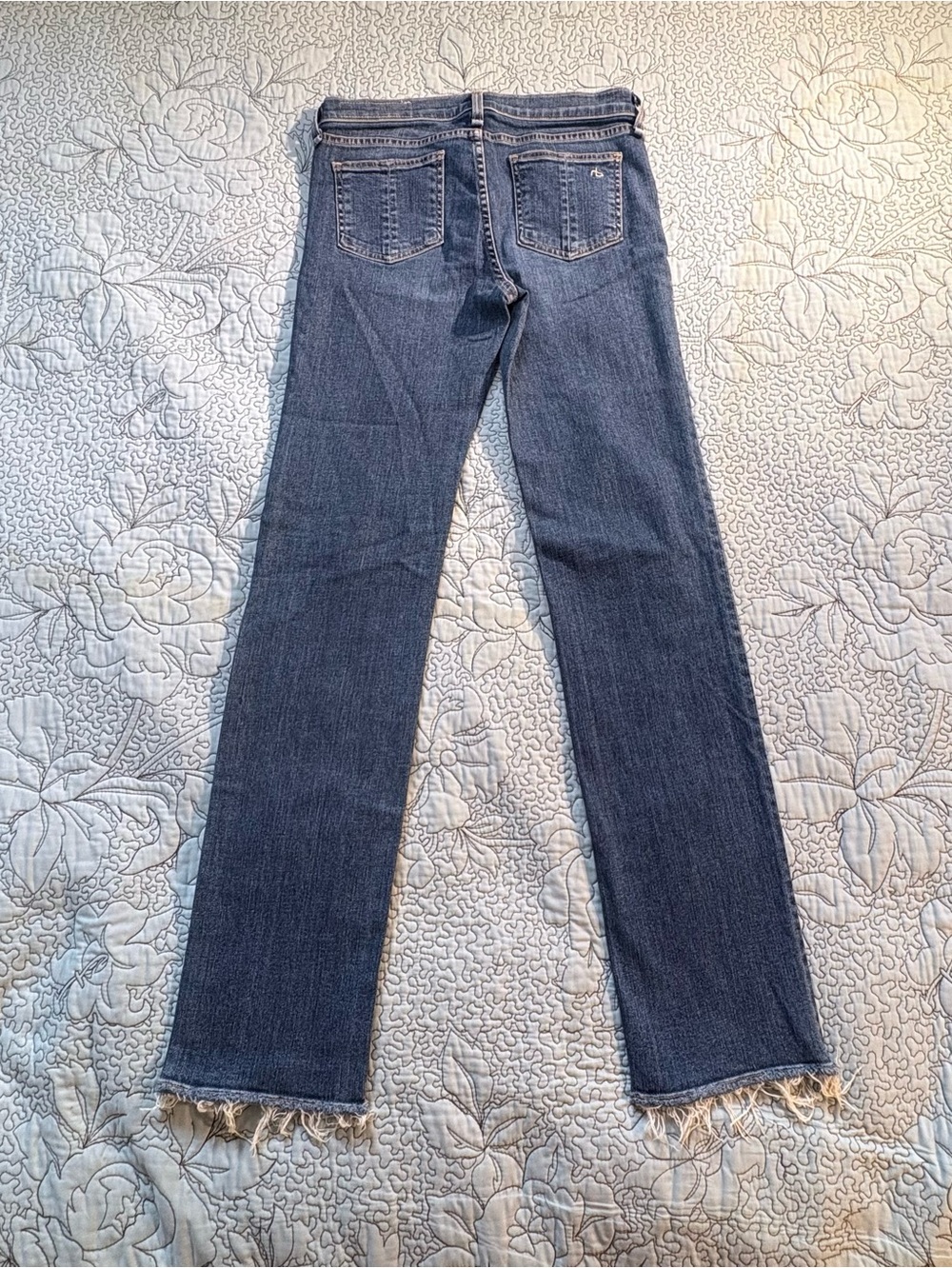 ☀️Rag & Bone Straight Leg Raw Hem Jeans Blue
Wash Sz 27🧡 - Picture 3 of 13